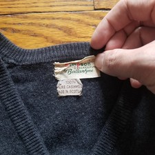 Maglione vintage Ballantyne puro cashmere scollo a V piccolo grigio scuro Scozia