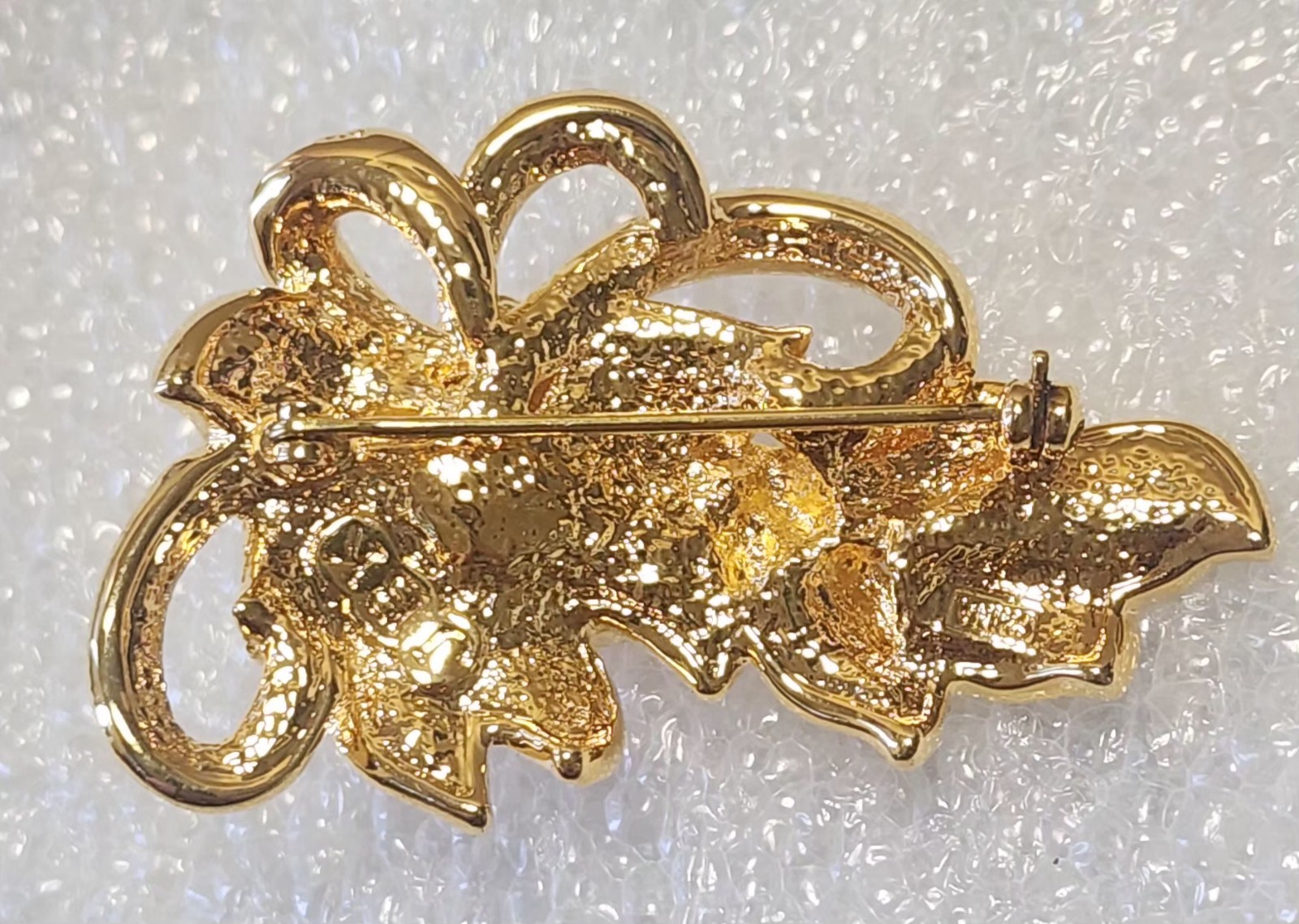 JBK Camrose & Kross Signed Vintage Gold Tone Pink Clear Flower Brooch IOB  C499