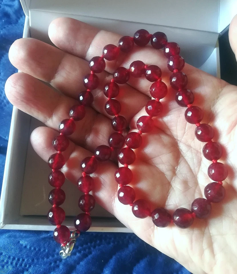 BELLISSIMA COLLANA RUBINI NATURALI SFACCETTATI E ARGENTO 925, ANNODATA A MANO - Immagine 4 di 4