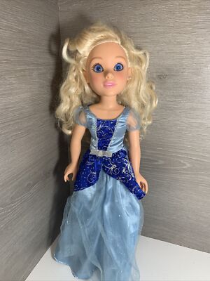 2010 Jakks/Disney Cinderella/18''/Original Dress/ Beautiful Face
