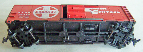 HO Mantua: SANTA FE Shock Control 40' Box Car ATSF 12079, Sliding Doors, C6 - Picture 4 of 4