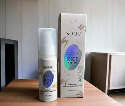 SOQU MOISTURIZING & BRIGHTENING RICE EXTRACT+ HYALURONIC ACID+NIACINAMIDE  SERUM