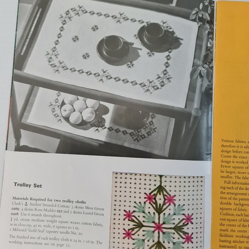 Embroidery for Binca Fabrics Book No.976 - Picture 5 of 12