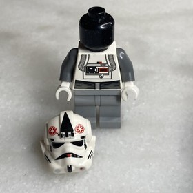 LEGO Star Wars Minifigure AT-AT Driver Red Imperial Logo Storm Trooper  8129