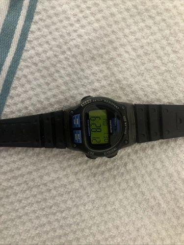 Vintage Men’s Timex Ironman Triathlon 8 Lap Digital 100 Meter Watch, New Battery