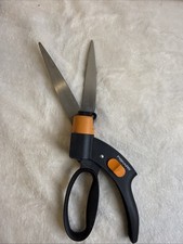 Fiskars Easy Trimming Grass Shears With Rotating Head T-36