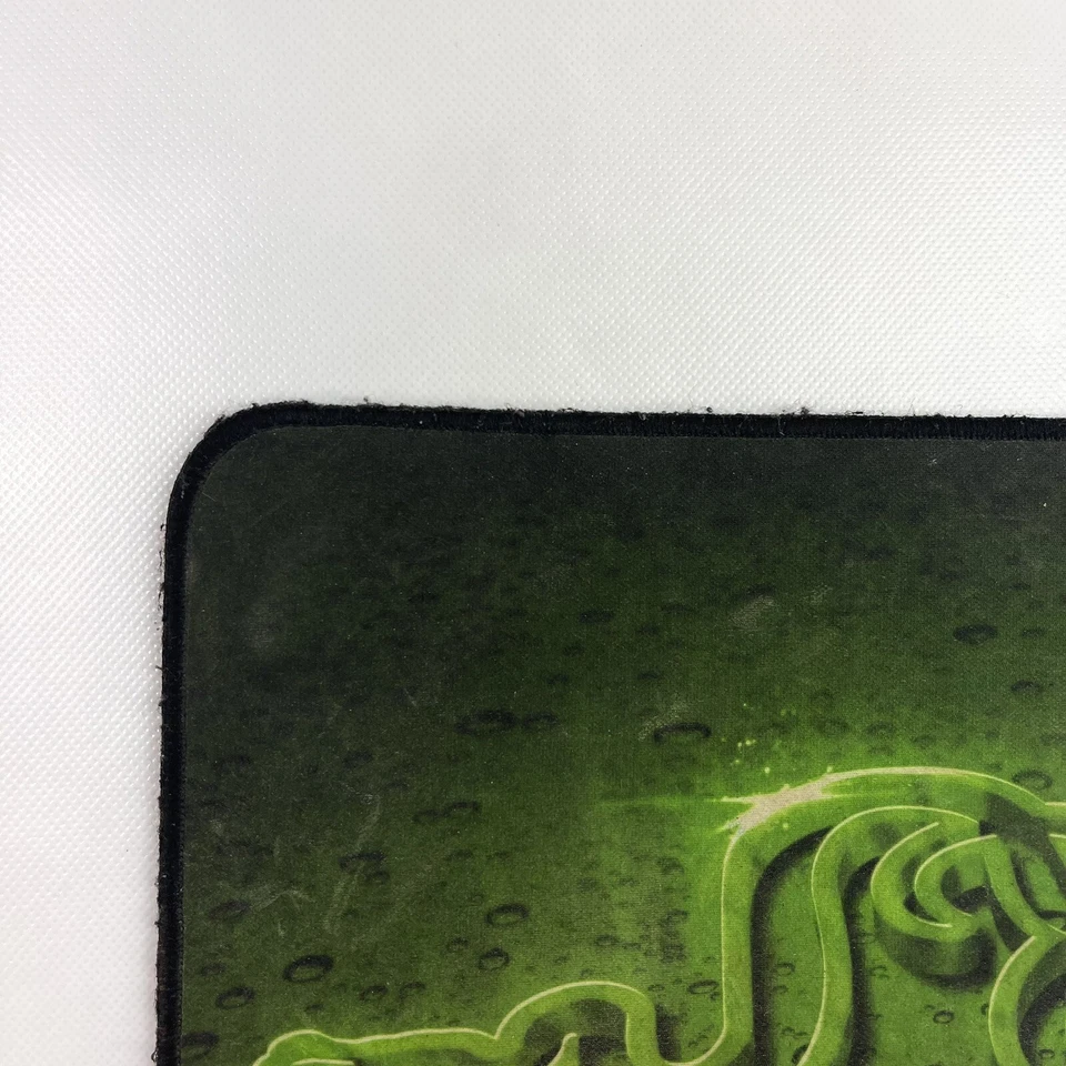 Razer Goliathus Soft Gaming Mousepad 8.5 x 10.5 Mouse Pad - Image 2 of 4