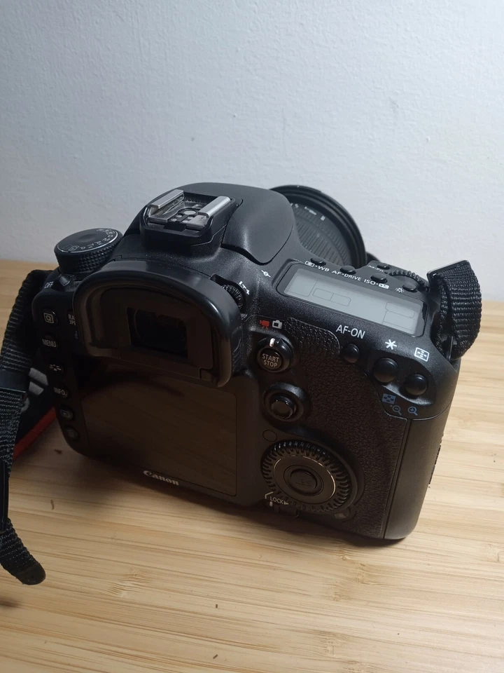 Canon EOS 7D, foto 1 di 3