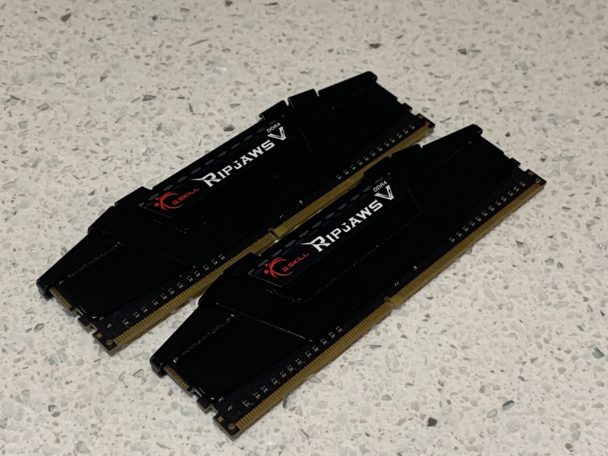 G.Skill Ripjaws V 16GB (2X8GB) DDR4 RAM 3200MHz CL16 Gaming
