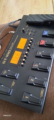 Boss GT 100 Gitarren Multieffektgerät Prozessor AMP Modelling