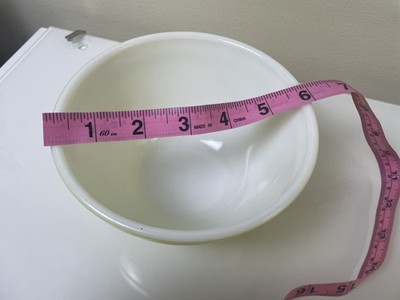Vintage Pyrex 401 Yellow Nesting Mixing Bowl 1 1/2 Pint