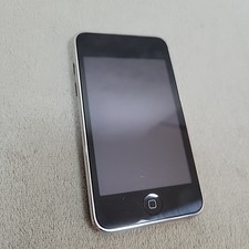 Apple iPod Touch 2nd Gen A1288 8GB   FOR PARTS NO POWER - See Photos