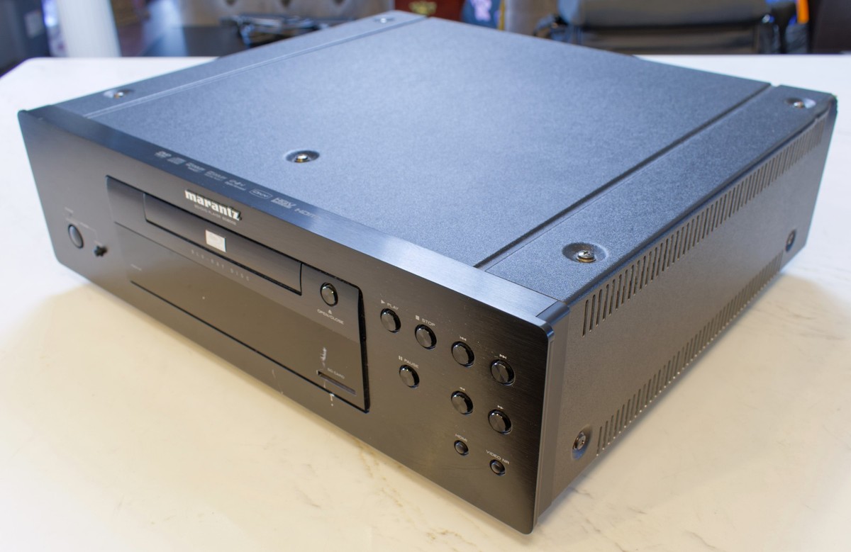 Marantz BD8002 Blu-ray Player w/ Original Remote - Tested Working