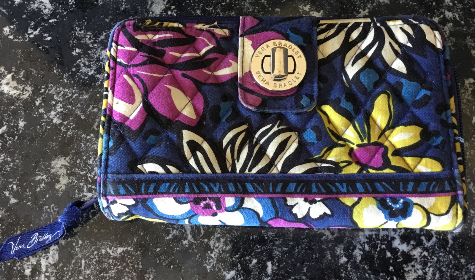 Vera Bradley Midnight Blues Medium Zip Crossbody Purse Lunch Handbag