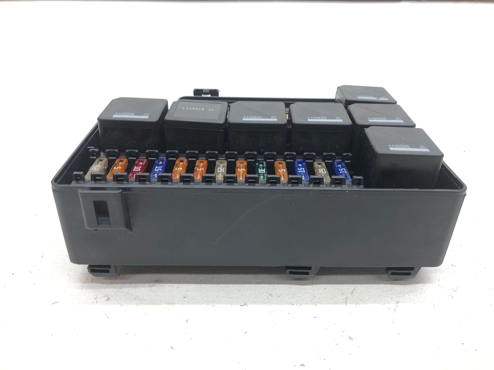 2010-2020 ASTON MARTIN RAPIDE TRUNK CABIN FUSE JUNCTION BOX AD43-14A073-AB OEM