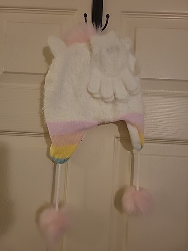 Unicorn Girls Hat & Glove Set - Picture 2 of 2