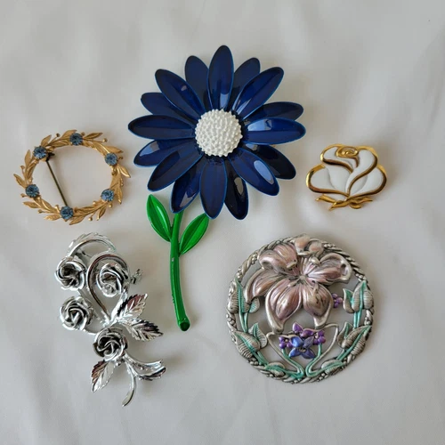 Vintage Brooches Lot of 5 Costume Jewelry