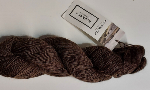 Blue Sky WOOLSTOCKLIGHT 100% Wolle Dark Chocolate 50 gr.