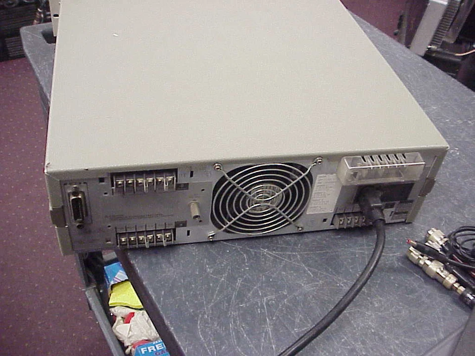 FUENTE DE ALIMENTACIÓN PROGRAMABLE AGILENT / HP 6624A DC, 40W, CUATRO SALIDAS - Foto 4 de 4