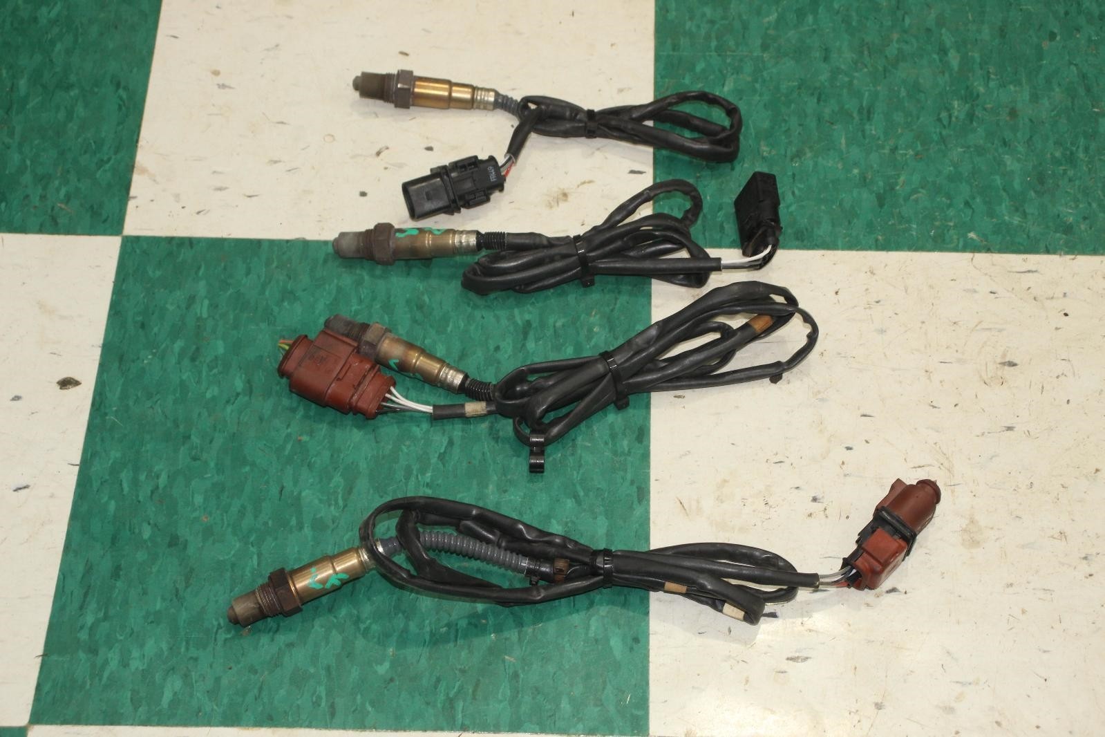 13-18 Continental Electronic Set Of Four 4x Motor Engine Exhaust Oxygen Sensors