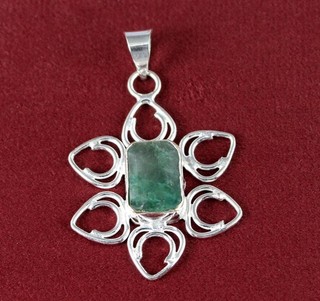 Natural 9.04 Ct Emerald Cut Green Emerald Gems Certified Pendant Christmas Offer