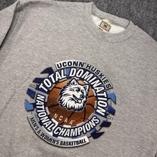 Vintage 2004 Lee UCONN Huskies Crewneck Sweatshirt Mens Womens Champions