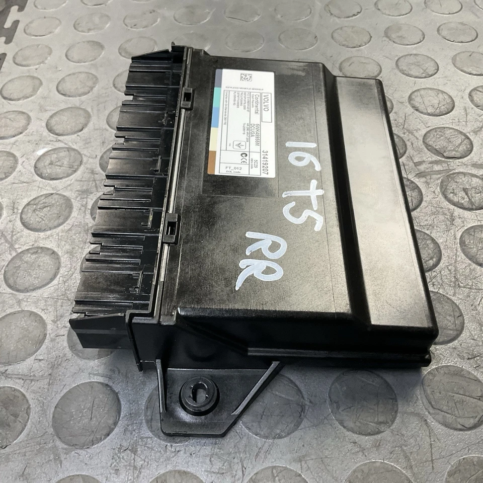 2011-2018 VOLVO S60 TS REAR RIGHT SIDE KEYLESS VEHICLE ENTRY CONTROL MODULE OEM - Image 3 of 4