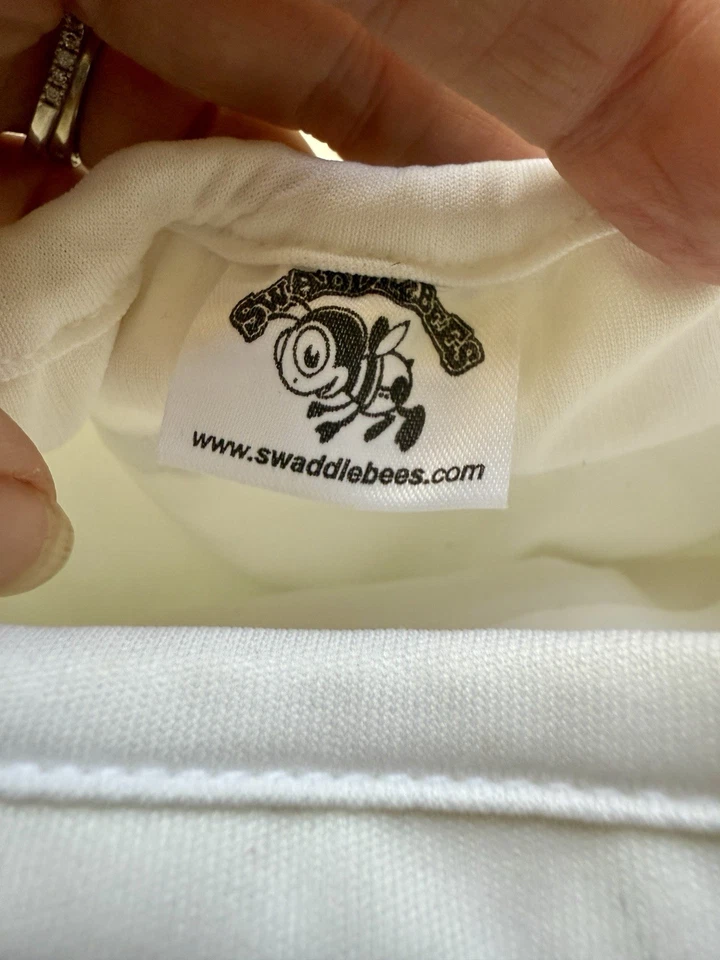 Conjunto Swaddlebees - Fralda de veludo de algodão orgânico e capa de fralda tamanho médio nova - Imagem 4 de 4