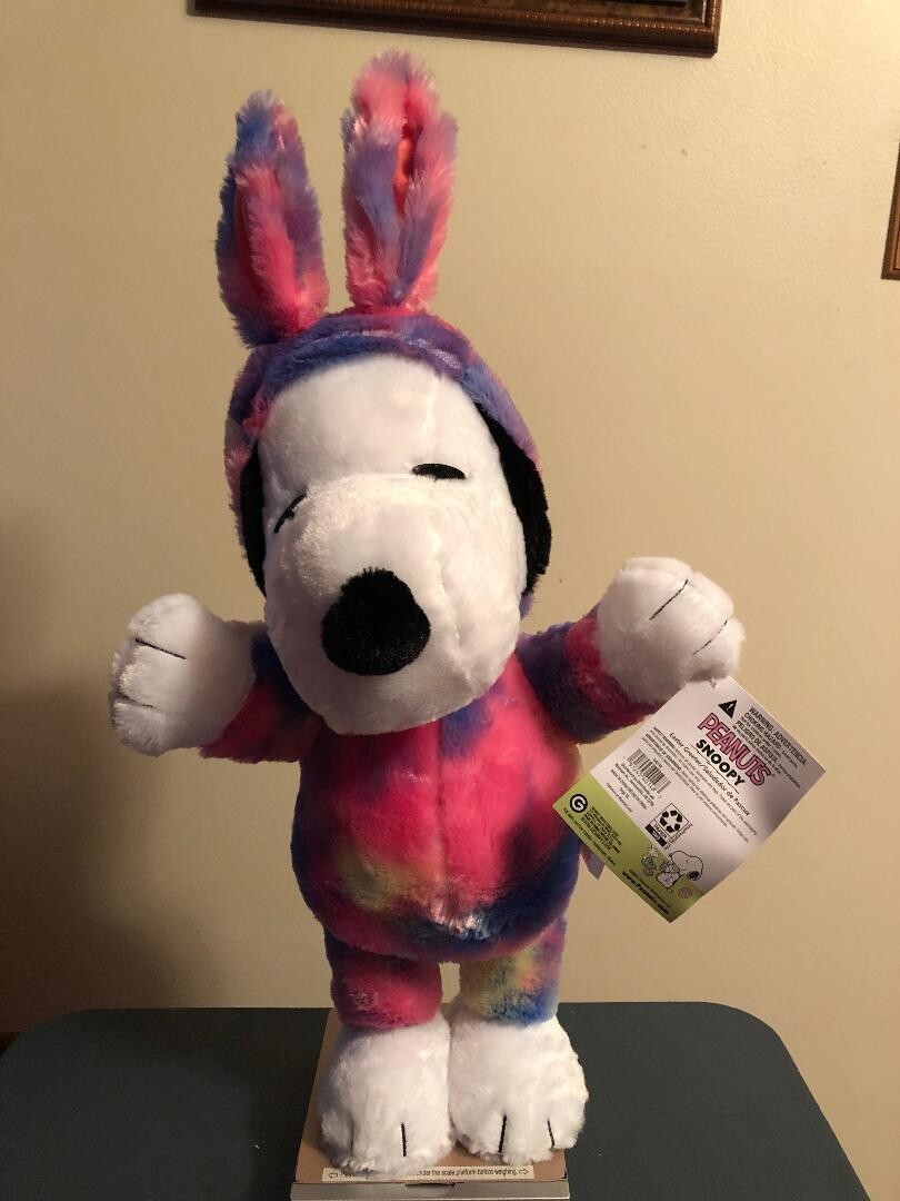 EASTER PEANUTS SNOOPY EASTER GREETER 24 INCH TALL NEW. eBay