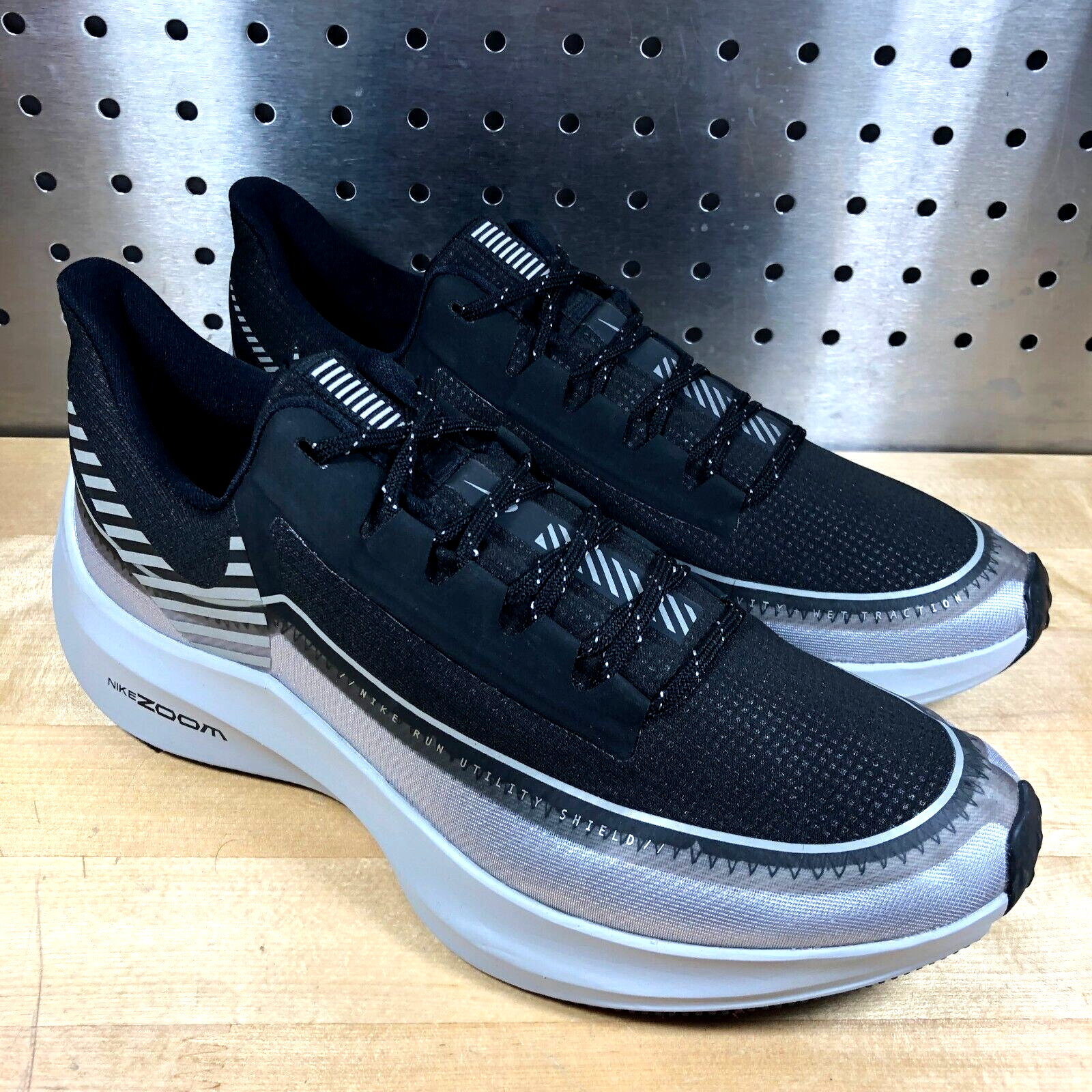 air zoom winflo 6 shield