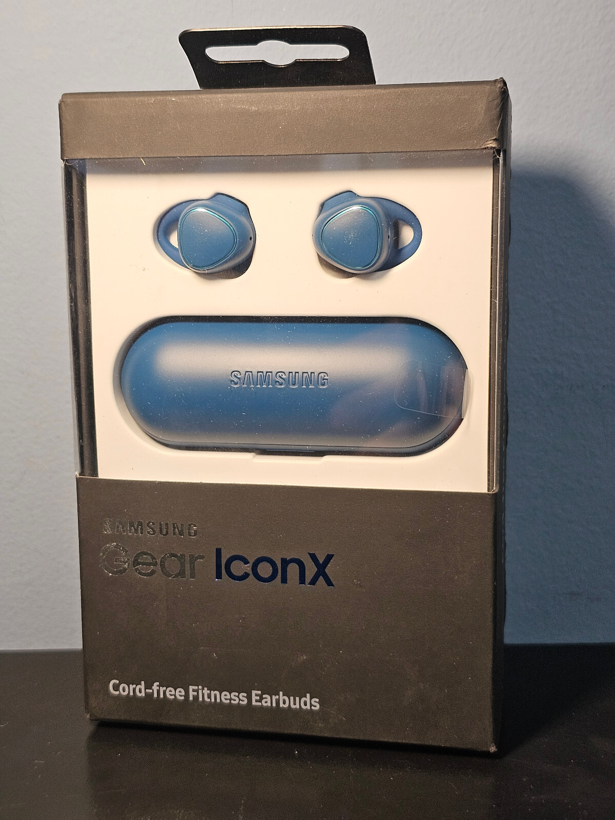 Samsung Gear IconX Wireless Bluetooth Earbuds in Black-image