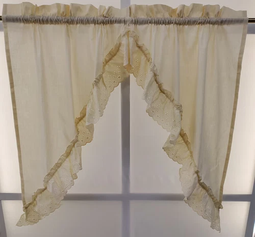 VINTAGE NEW Classic Curtain Ruffled Eyelet Swag Pair 58Wx38L