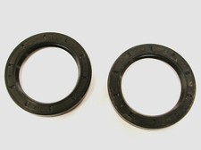 AUSTIN A40 DEVON,DORSET,SOMERSET & A40 SPORTS 1947 - 1955 PAIR OF REAR HUB SEALS