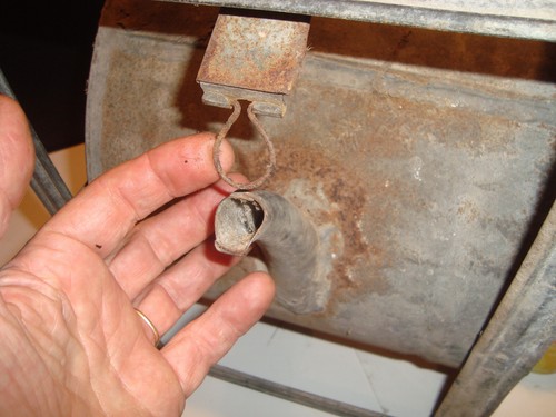 Rare Tilting Galvanized Metal Watering Can Farm Garden Garage Gas Fuel Vtg Atq - Picture 2 of 8