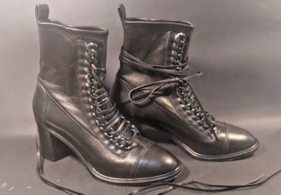 Casadei Leather Ankle Boot, Barely Worn Pull on - No Zipper 2in Heal Sz 6.5