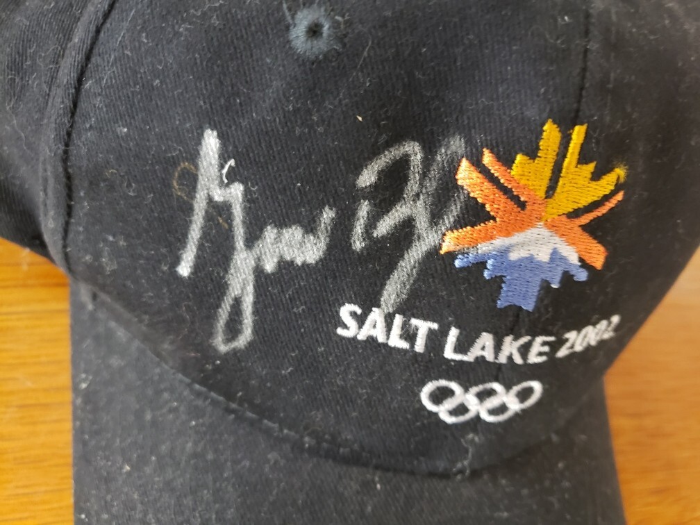 President George W Bush #43 Signed 2002 Winter Olympics Hat  display picture 1