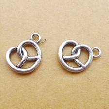 12 17mm Alloy Charm Cross Hollow out Heart antique silver Pendant 50pcs/lot