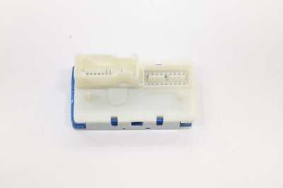 2019 - 2021 BMW X7 G07 DASH CABIN FUSE RELAY BOX JUNCTION BLOCK OEM 61358795478