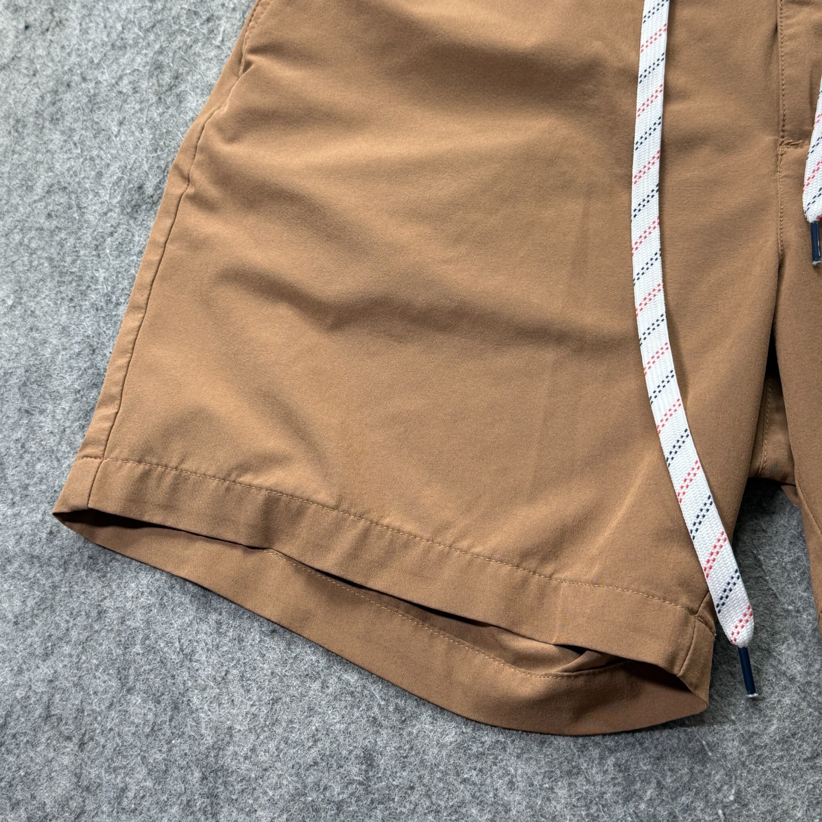 Chubbies Staples Shorts Men L Brown 6" Elastic Regular Fit Stretch b182