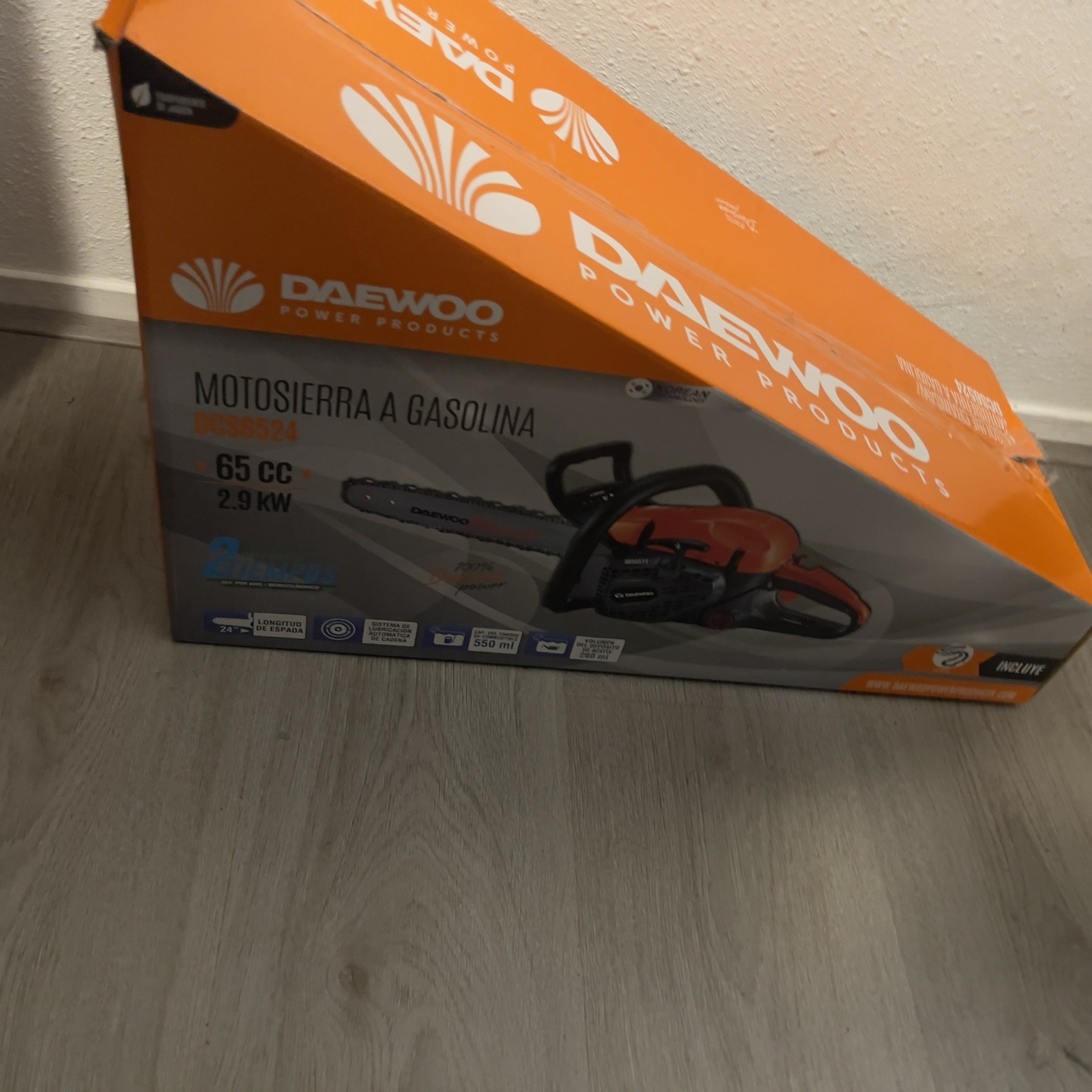 Brand New 2026 Daewoo Chainsaw DCS6524