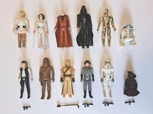 Vintage Star Wars First 12 Action Figures LOT Original Weapons W/Case