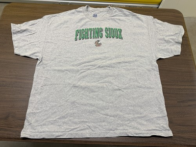 #ad Vintage North Dakota Fighting Sioux Men#x27;s Gray T Shirt 3XL $29.99