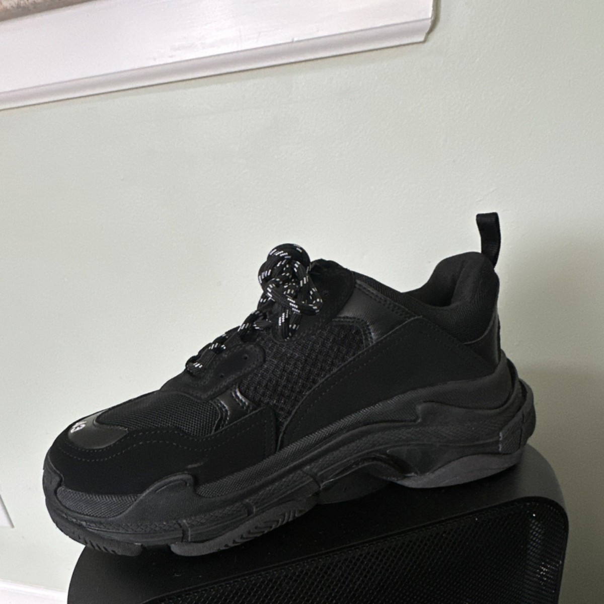 Balenciaga Triple S Black Men's Low Top Sneakers Lace Up with Dust