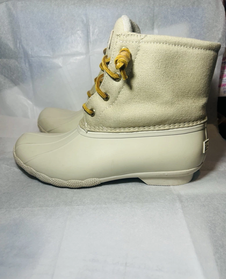 Sperry Women’s Top Sider  Saltwater Duck Boots Size 8  Barely Worn - Image 3 of 4