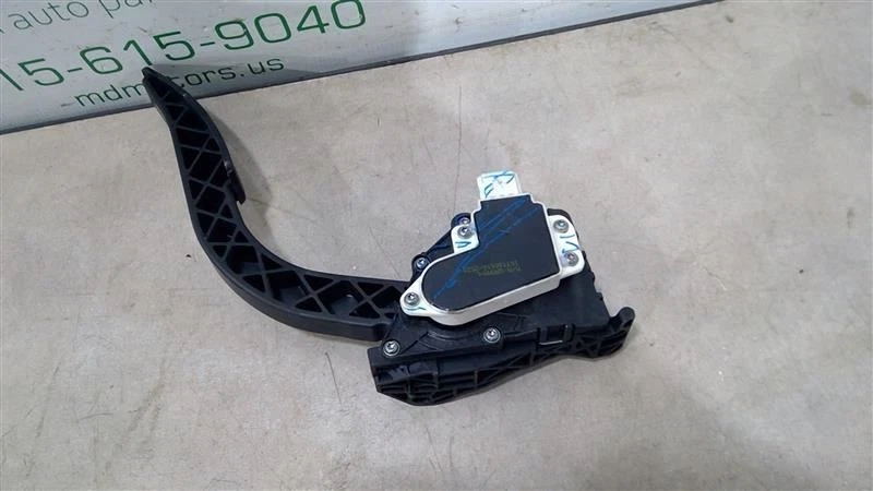 Chevrolet Trax 2013-2020 montaje de pedal acelerador pedal 96892406  Foto 3 de 4