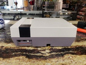 NINTENDO: NINTENDO MODEL ACTION SET (NES-ACMH-USA-3) W/ GAME TOP GUN