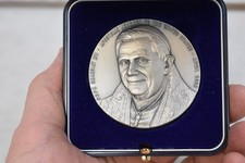 Collector Coin of Pope Benedict XVI, April 2008, St. Patrick (CA57) chalice co
