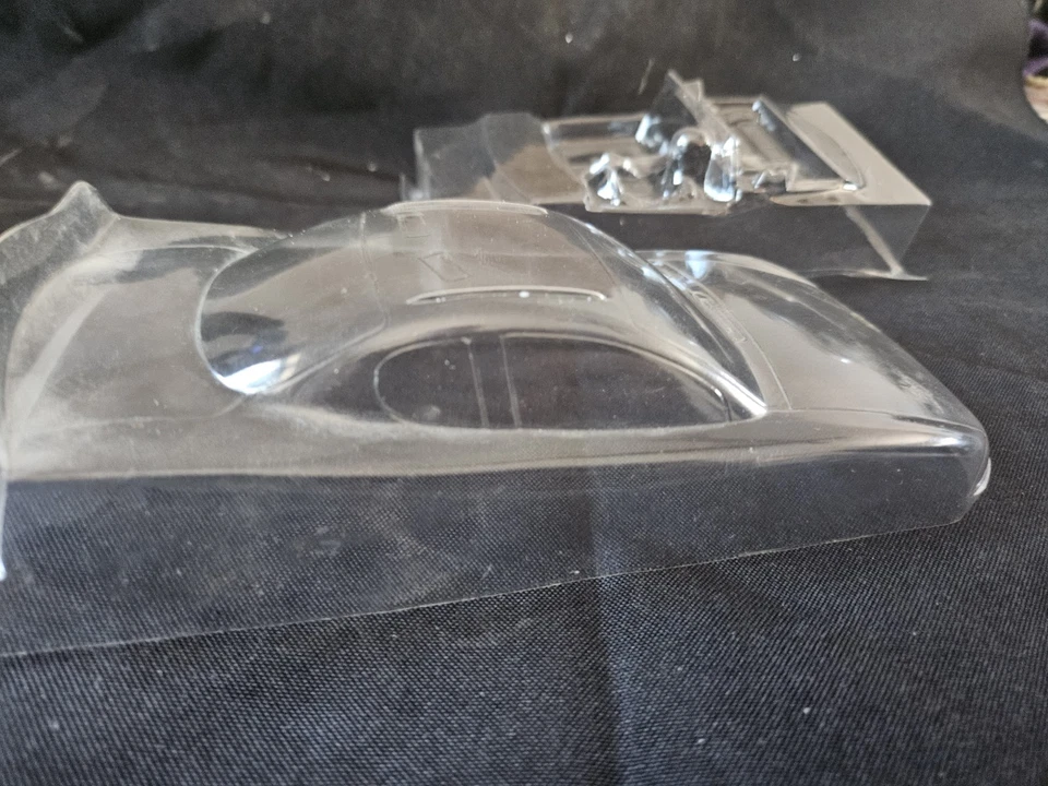 Carrocería de coche Parma 1/24 vintage 1999 original ranura #1087 con inserto de conductor Foto 2 de 4