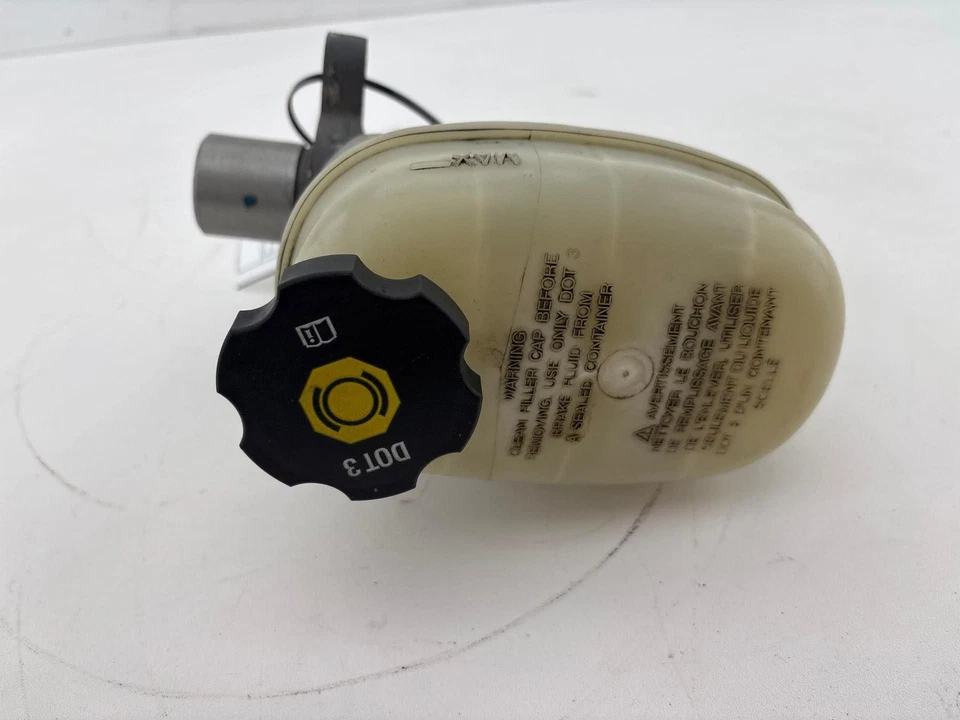 Оригинальный главный цилиндр резервуар усилителя тормозов для Chevy Silverado 1500 2003-2007 годов выпуска - Изображение 2 из 4