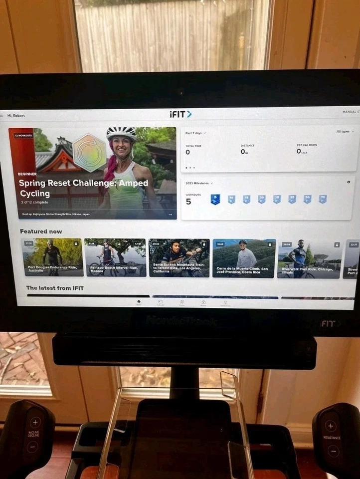 Bicicleta estática de estudio NordicTrack S22i de segunda mano Foto 2 de 4